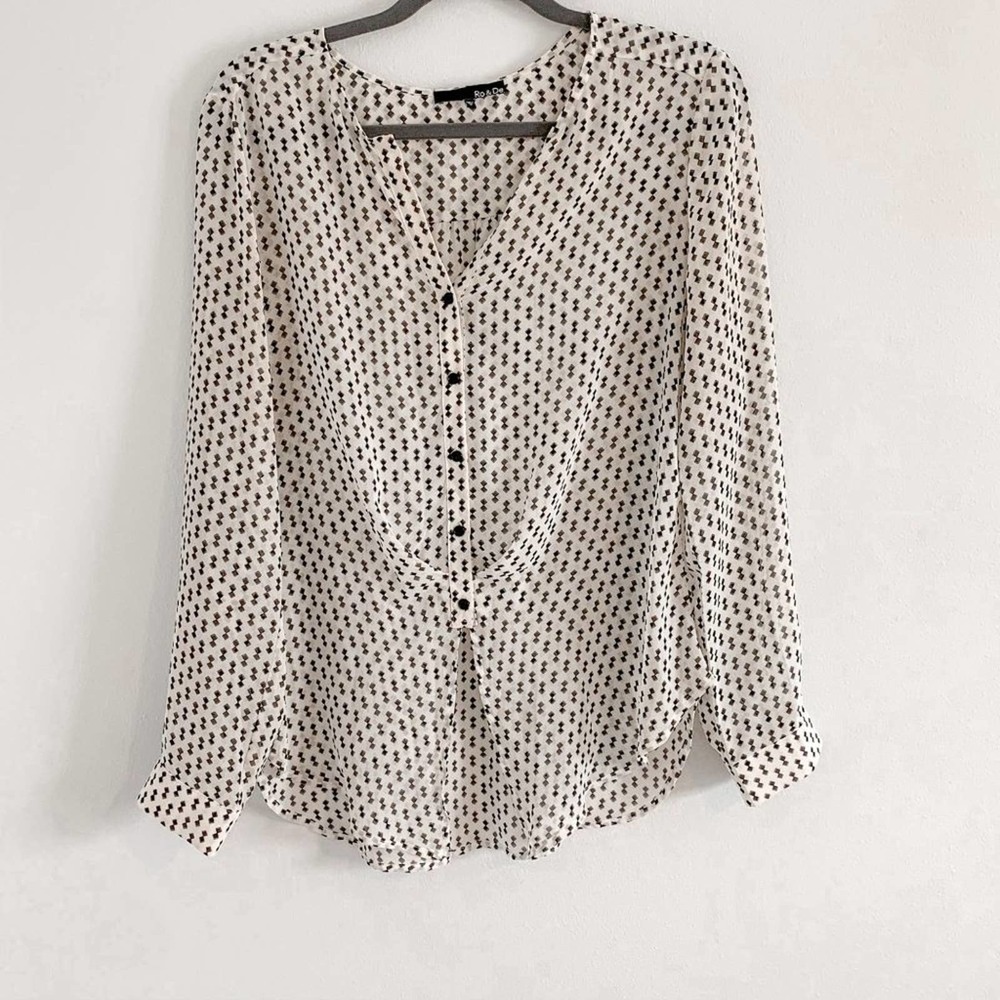 Anthropologie Ro+De White Button Front Top Size Medium